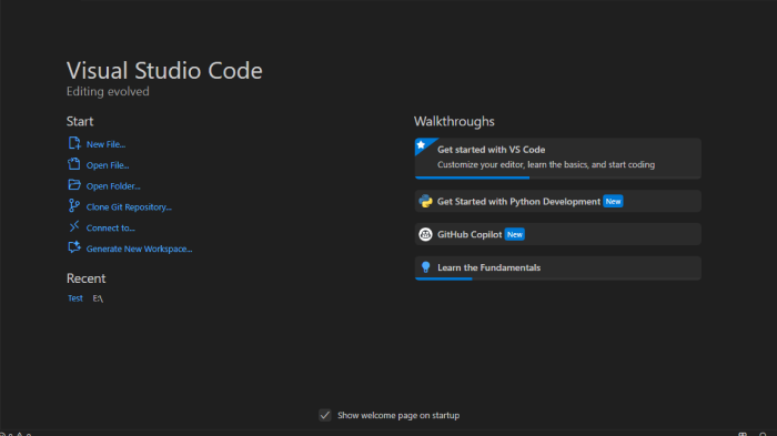 Visual Studio Code welcome screen after installation